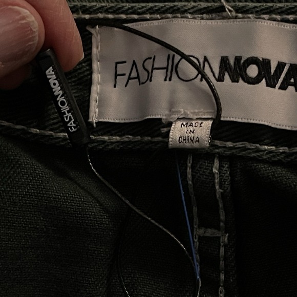 Fashion‎ Nova Cargo Pants Wide Leg Lot Of Pockets Women's Size 5 Light Gray Boho - Picture 6 of 13